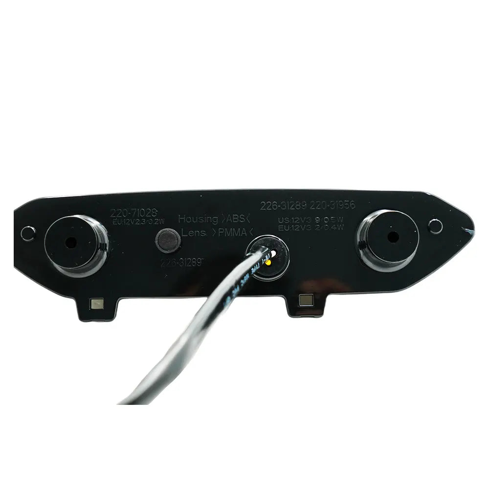 Feu arrière LED quad monté